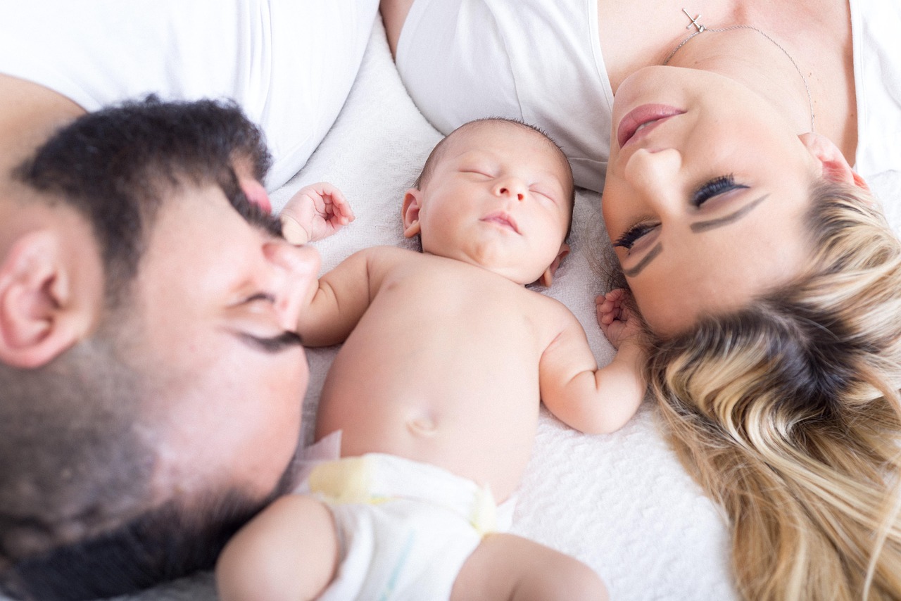 family, newborn, baby, child, infant, happy, mother, cute, family portrait, family love, parents, people, girl, love, kid, small, little, childhood, young, father, happiness, care, woman, portrait, to
